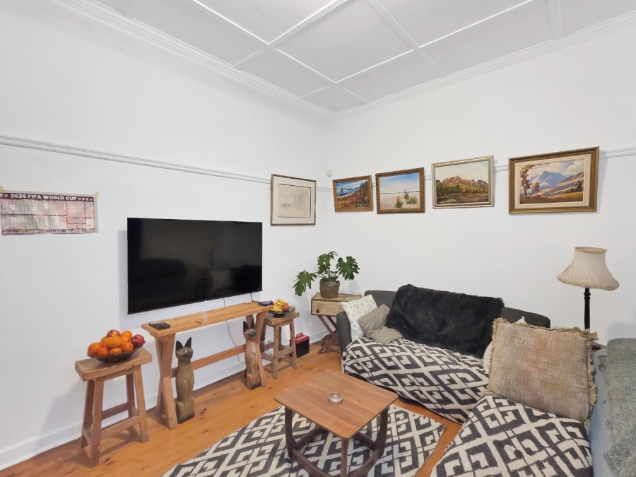 2 Bedroom Property for Sale in Sea Point Western Cape